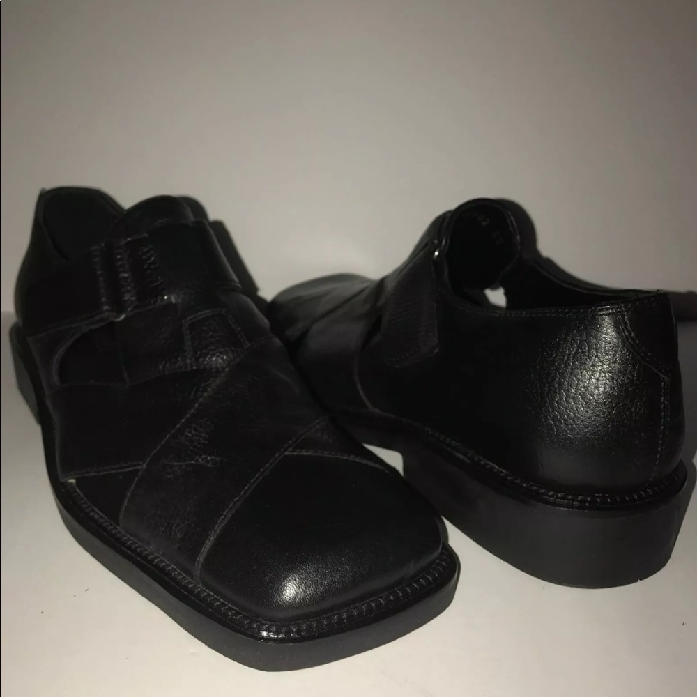 Rockland Men’s Black Leather Dress Sandals
